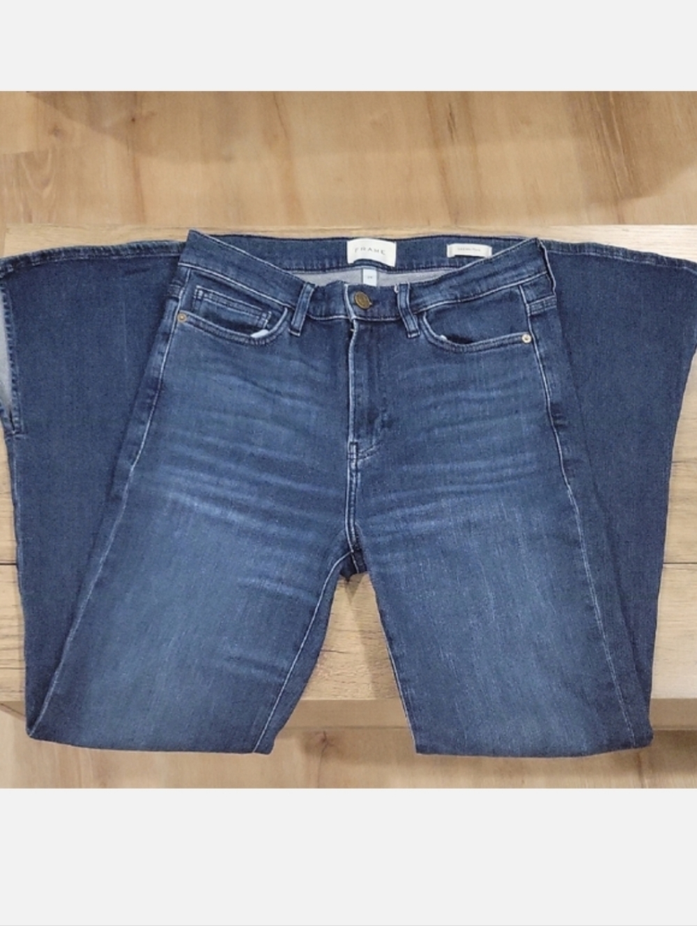 Frame Denim Le Easy Flare Medium Blue Flare Jeans 29 EUC